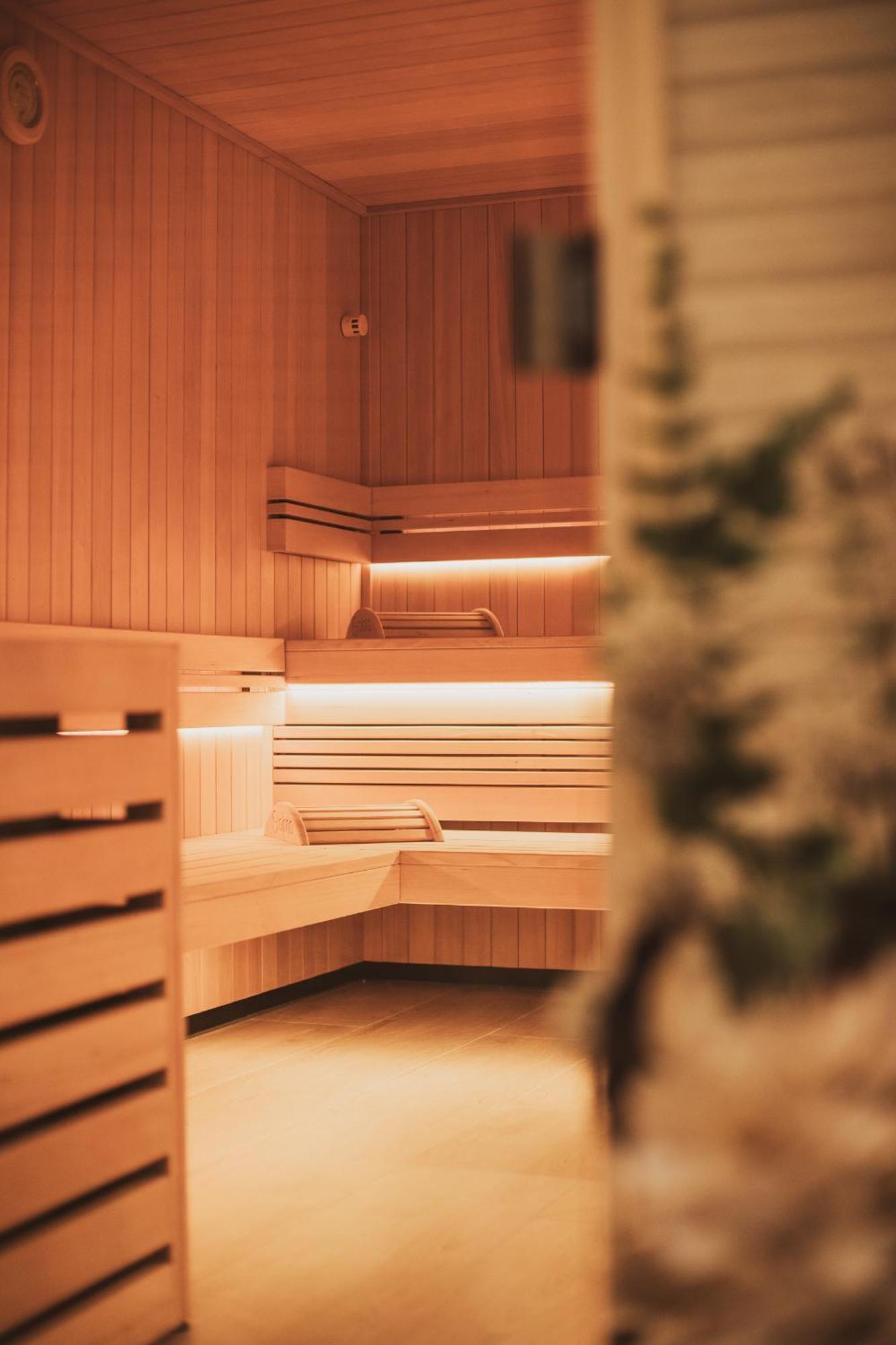 Das Erz Medical Spa & Hotel Rottendorf Esterno foto